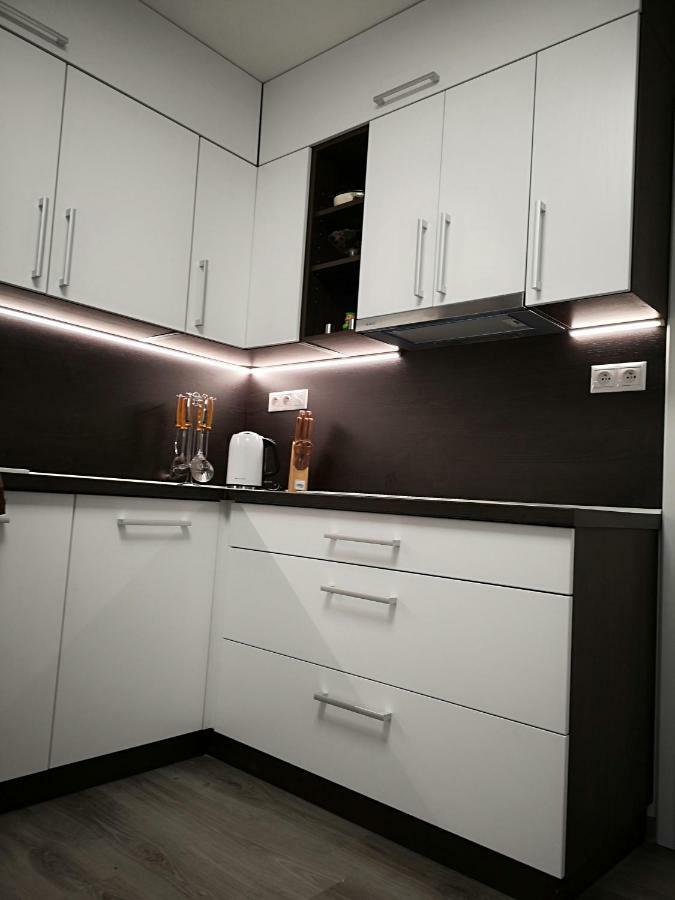Centrum Apartman Leyla Бардеев Екстериор снимка