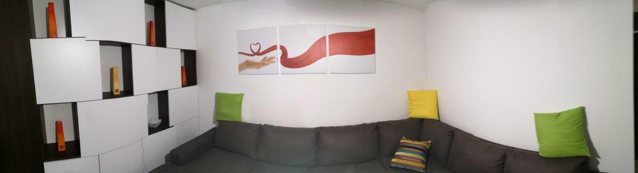 Centrum Apartman Leyla Бардеев Екстериор снимка